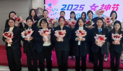 与花相约，，，，，，致敬最美的她——记合肥mg不朽情缘2025三八女神节花艺活动