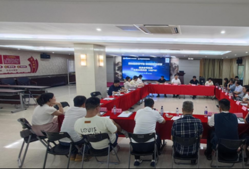 直达效劳行千里，，，，，，，，理性投资进万家——“我是股东”零距离走进合肥mg不朽情缘